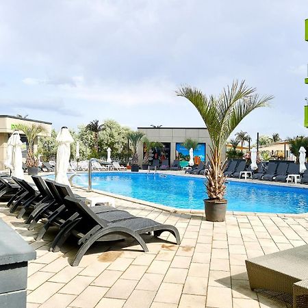 Evelyn'S Apartment Spa&Pool Beach Resort Мамая Экстерьер фото